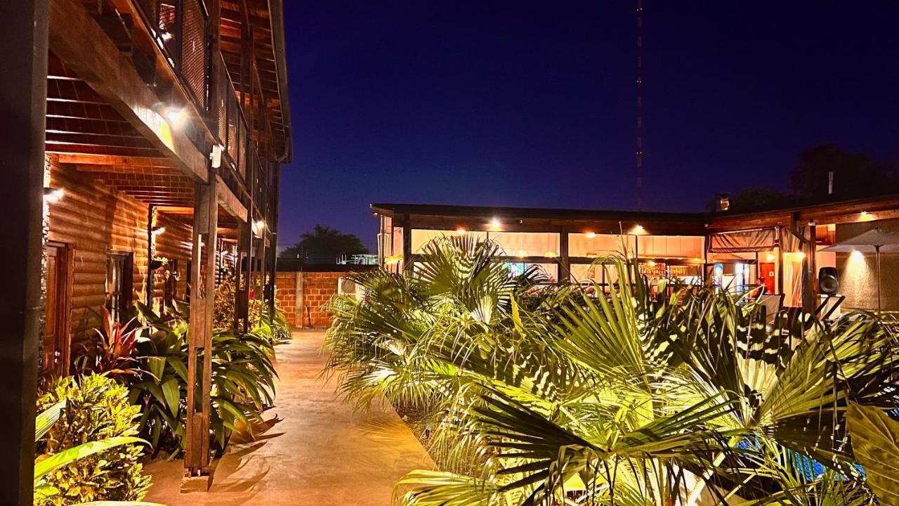 Alma Pura Hotel 伊瓜苏港 外观 照片